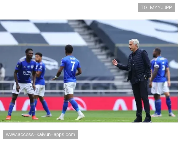 意甲赛场风格回归:防守与战术博弈更激烈 意甲赛场风格回归:防守与战术博弈更激烈