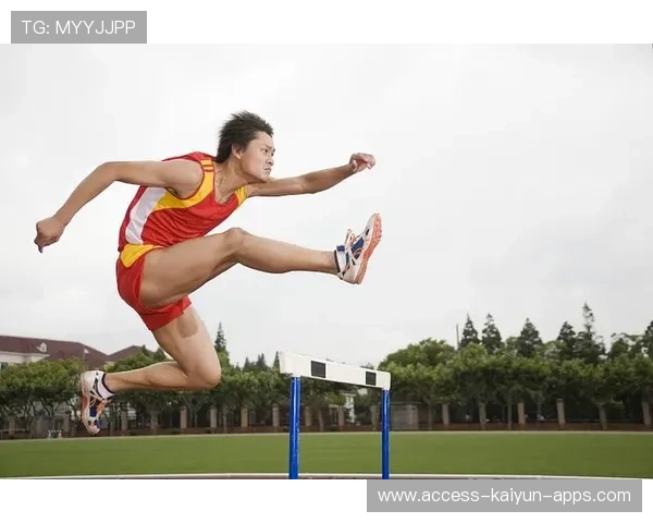 跨栏运动员提高跨栏节奏连贯性