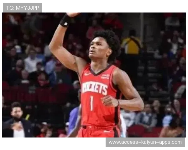 球队三分雨袭来，本场三分命中数创赛季新高，球队三分命中记录