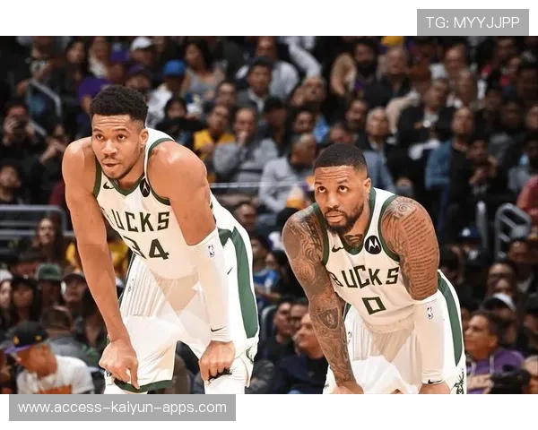 字母哥伤愈复出献双双,雄鹿主场完胜对手 字母哥伤愈复出献双双,雄鹿主场完胜对手